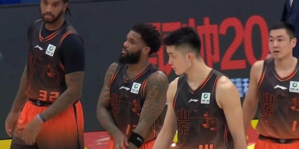 kaiyun官网入口-山东男篮好消息！内线大将克里斯将复出，琼斯和斯蒂尔二选一离队
